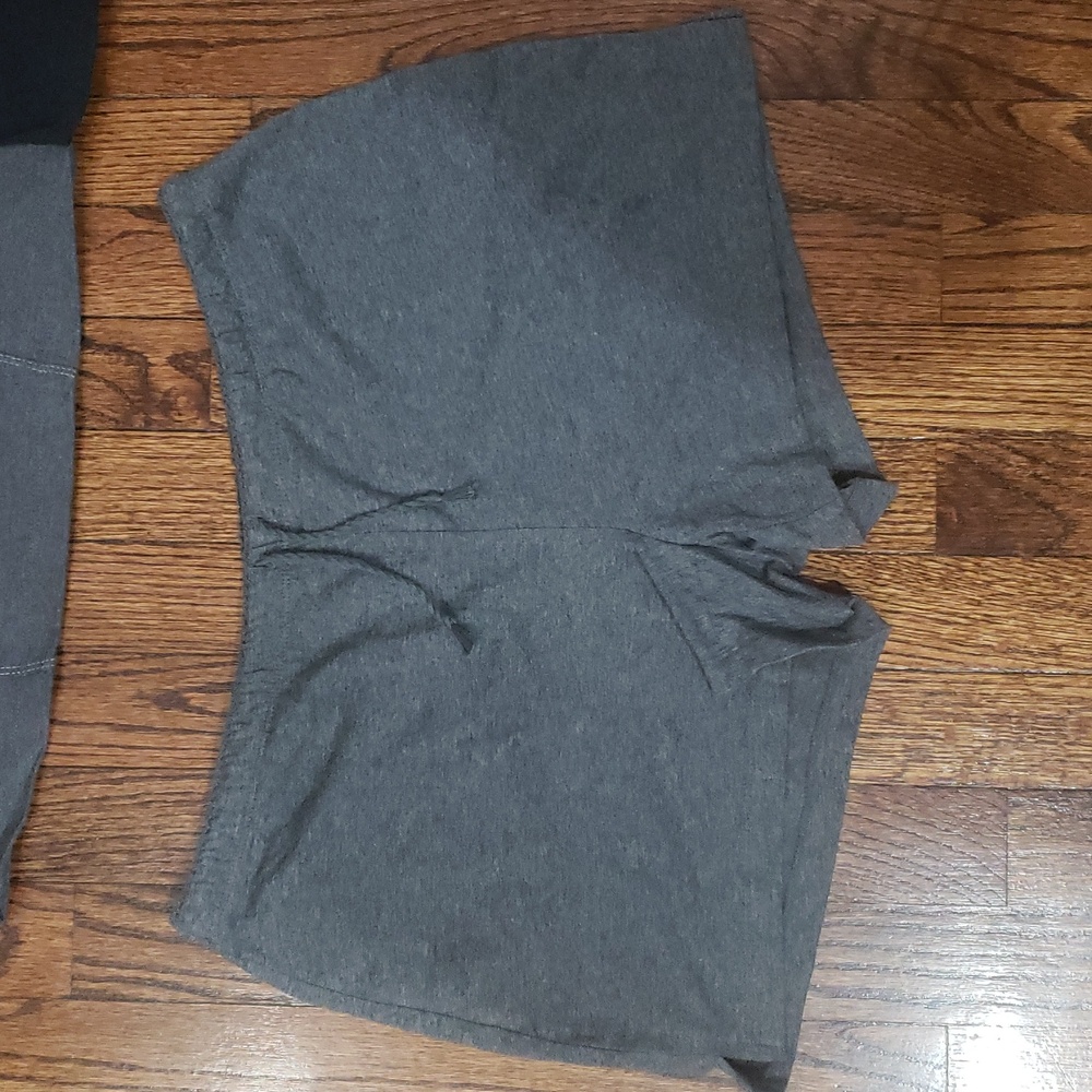 Gray and Black Racerback Sports Bras With Short - Picture 9 of 12